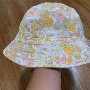 Cotton On beach bucket hat